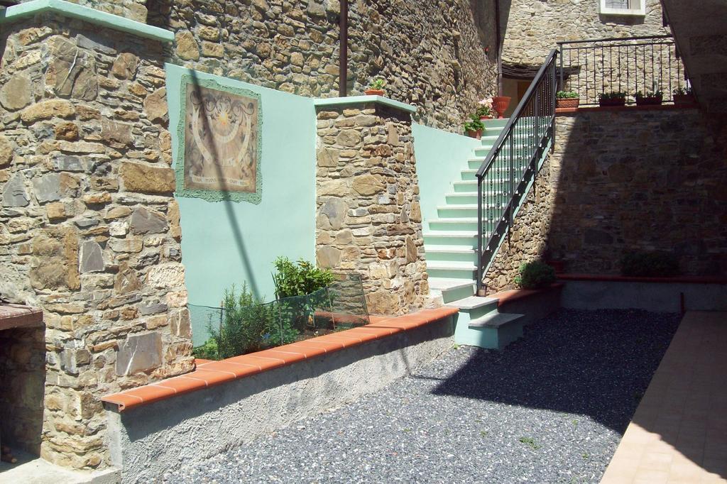 Il Nido Delle Rondini Villa Testico Exterior photo