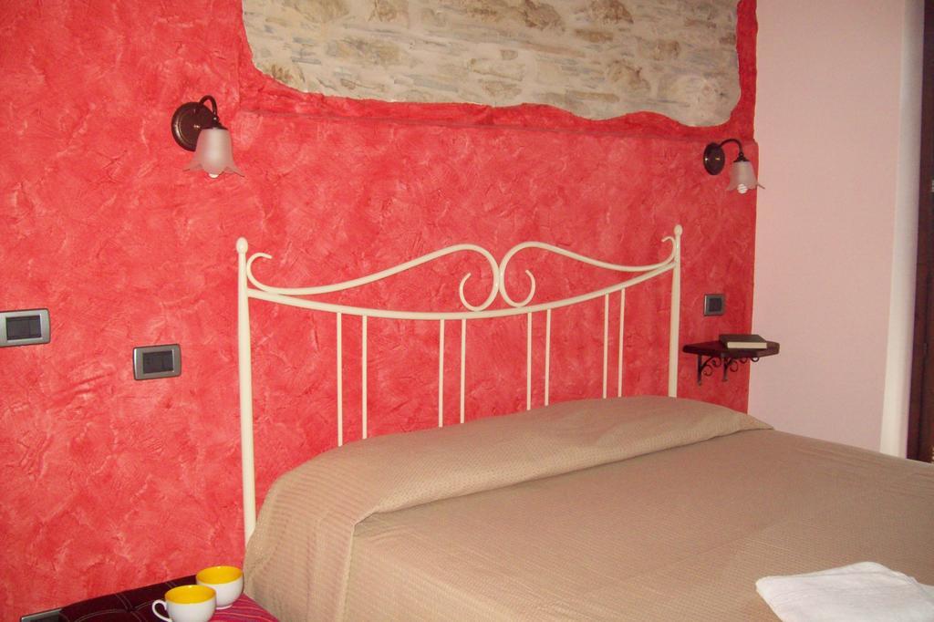 Il Nido Delle Rondini Villa Testico Exterior photo